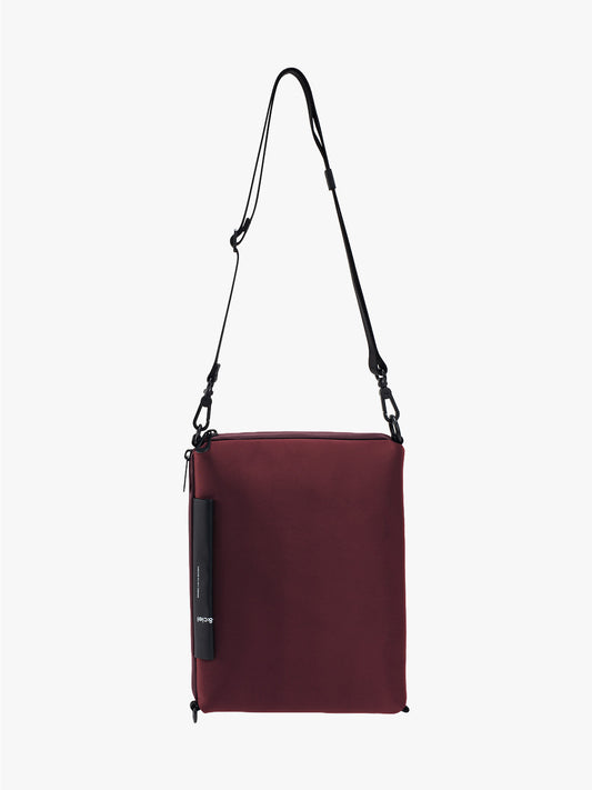 coteetciel Crossbody/Sling Bag Inn M Sleek Cherry | APPLE EXCLUSIVE côte&ciel US 29253